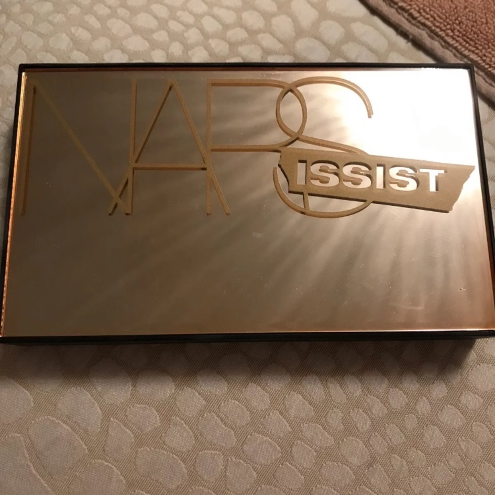 Nars loaded palette-